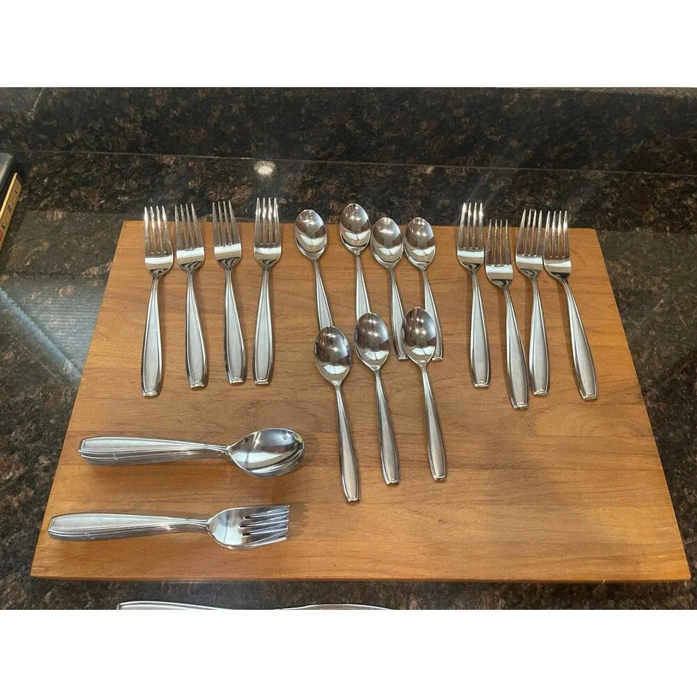 Oneida Satin Bristol / Everdale - 38-Piece Flatware Set